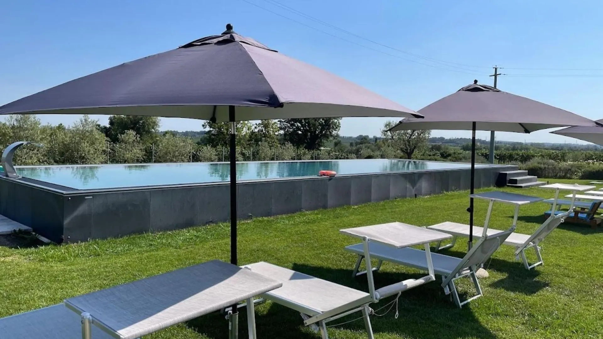 Almavite Wine Resort With Pool - Happy Rentals Ντεζεντσάνο ντελ Γκάρντα