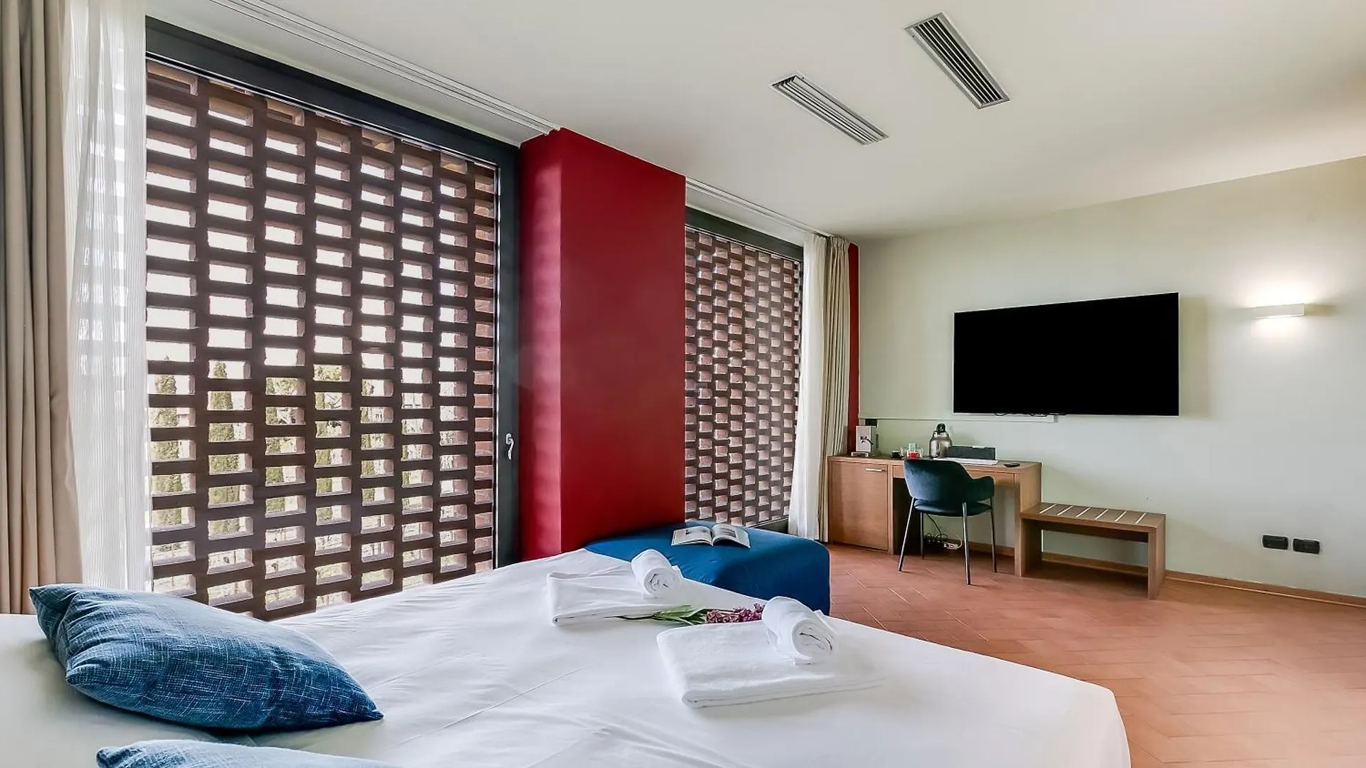Almavite Wine Resort With Pool - Happy Rentals 데센자노델가르다 0*,