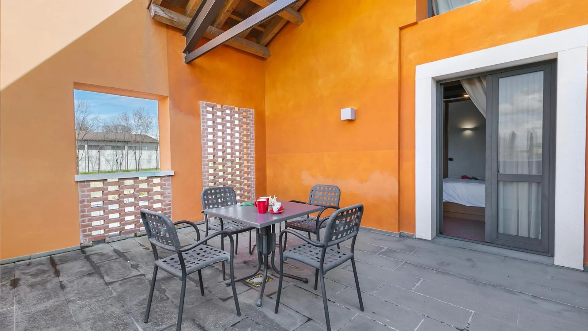 Almavite Wine Resort With Pool - Happy Rentals Desenzano del Garda 0*,  Italy
