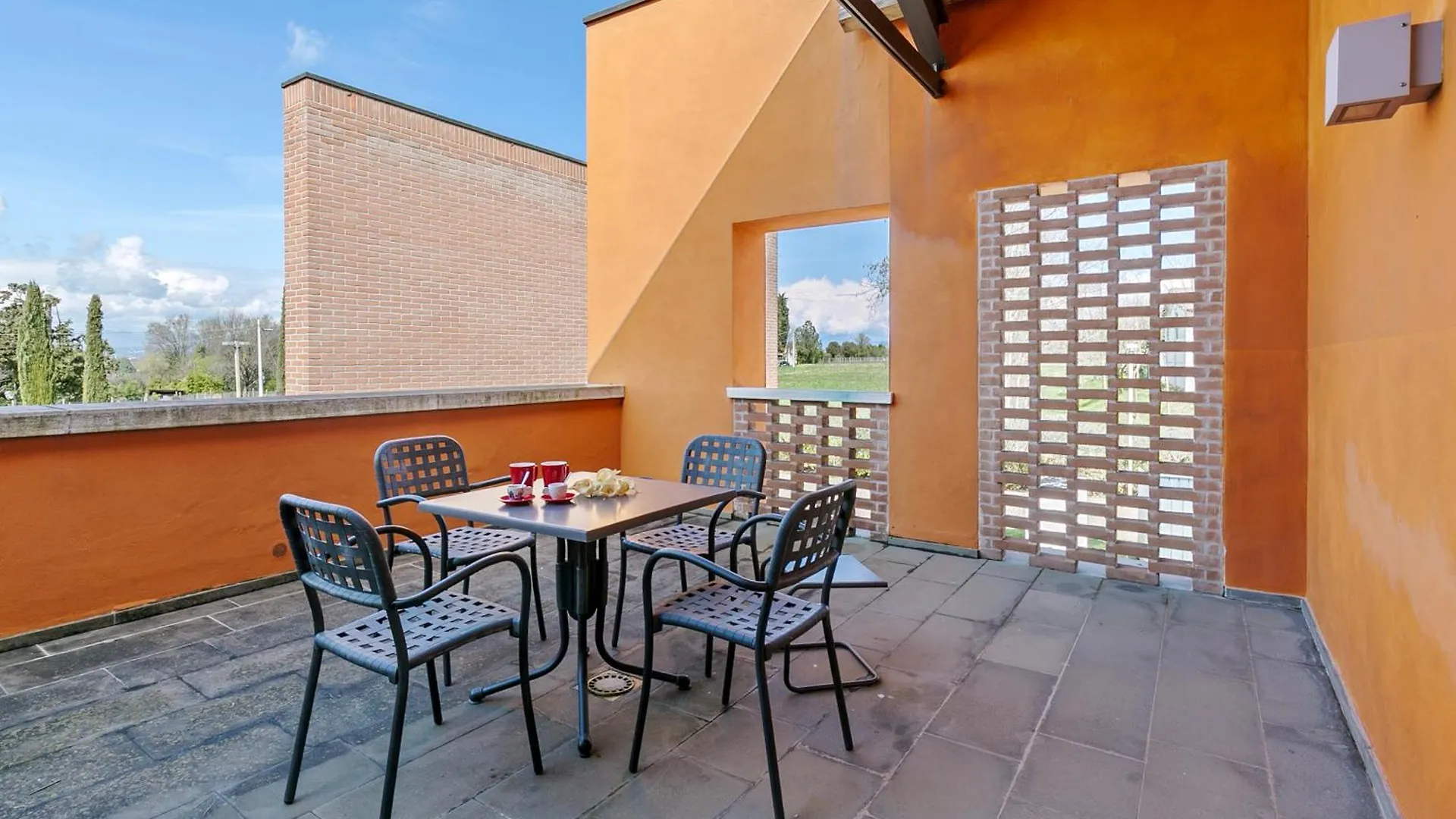 Almavite Wine Resort With Pool - Happy Rentals Desenzano del Garda Farm stay