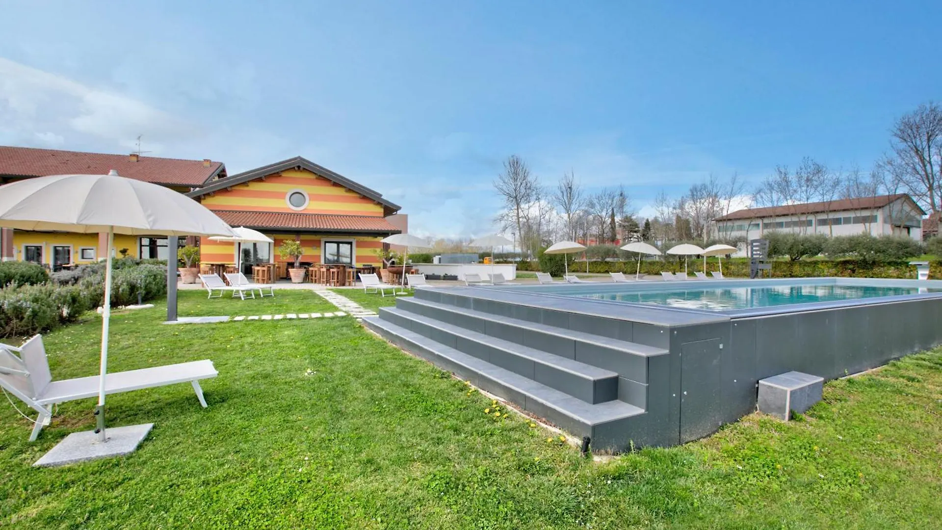 Agriturismo Almavite Desenzano del Garda 0*,  Italia